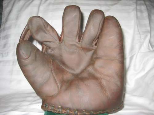 Rogers Hornsby Wilson 648L Front